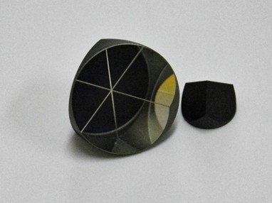 corner cube prisms from Shalom EO