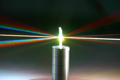 spectral beam combining optics from Ibsen Photonics